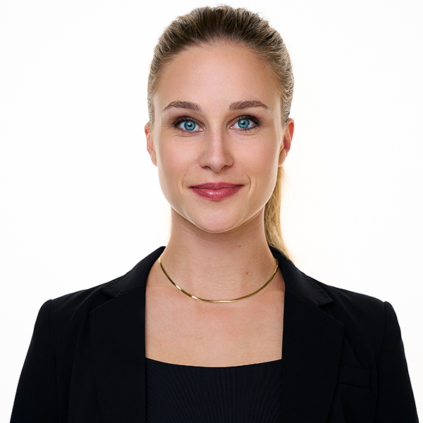 Marja Elisat Portrait